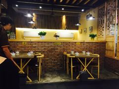 卡座-陈记农家挂炉烤肉(雁南一路店)