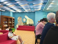 -Swim斯卫姆国际儿童游泳中心(红博中央公园店)