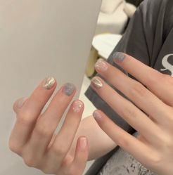 -进巍美甲美睫