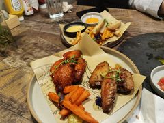 -HIGH FIVE哈福手工汉堡(桂林路店)