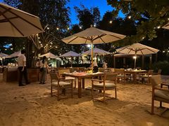 -三亚艾迪逊酒店·海滩烧烤 BARBACOA·现场乐队·浪漫晚餐·烧烤海鲜