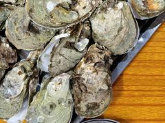 -蚝哥花姐湛江烤生蚝(美丽湾市场店)