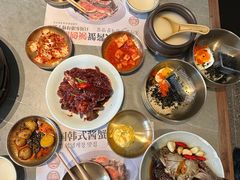 -草家酱蟹炭火烤肉店(珲春南路一店)