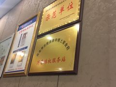 -唐师傅湘西名菜馆(武陵路店)