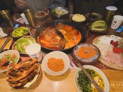 -赵美丽·重庆社区火锅·直营店(火车东站·中豪国际店)