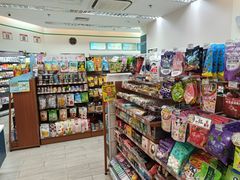 -全家便利店(武定店)