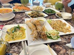 -两兄弟Song Pee Nong(2号店)