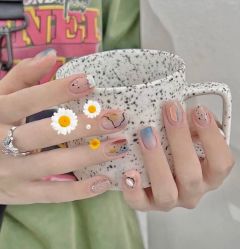 -悦指间美甲美睫