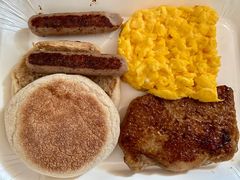 -麦当劳(乳山路店)