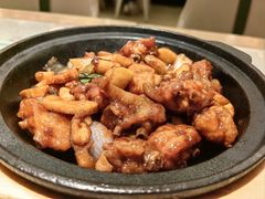 -荷花亭·湖北融合菜(中商广场店)