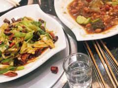 -瑞杰烧烤店·24小时营业(山东路店)