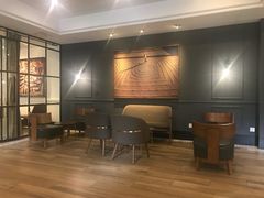 大堂-星巴克臻选(广州沙面店)