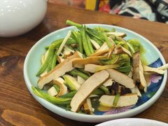 水芹菜炒豆腐干-绍兴名菜馆(可乐路店)