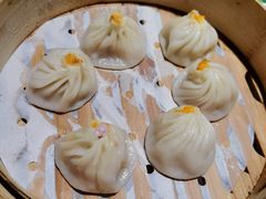 蟹粉小笼包-绿波廊(豫园店)
