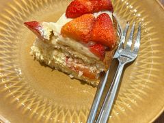 牛油果草莓蛋糕-BAKER&SPICE(国金中心商场店)
