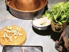 -慢丽江·云南野生菌土鸡锅(付家庄店)