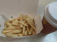 -必胜客宅急送(真北乐购店)