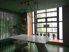 靠窗位-咪咕咖啡(北京西单店)