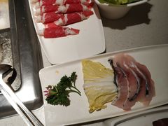 -海底捞火锅鲜切牛肉主题店(长寿路店)