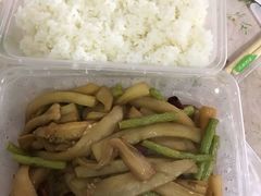 -香巴拉云南餐厅(华莱坞店)