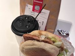 -麦当劳(广州新港东路第二分店)