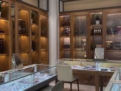 -回瑞眼镜·蔡司·依视路官方授权店(广益路万达店)