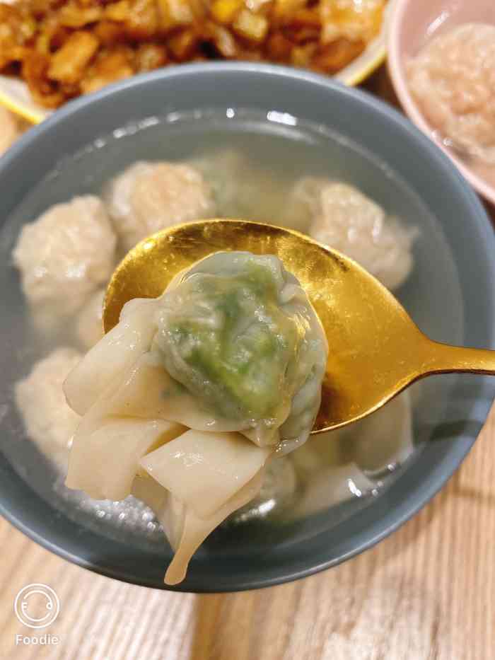 熊师傅饺子(山大南路店)-"团了鲜虾蟹子云吞和三拼云吞,招牌云吞水饺.