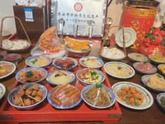 -蓝田九大碗民俗食府(蓝田店)