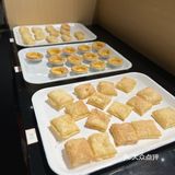 天啊，小青龙畅吃我没看错吧  