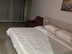 -怡莱精品酒店(苏州新区何山地铁站店)