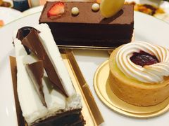 -松咖啡自助餐厅·松北香格里拉