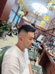 -尼特斯男士发型馆