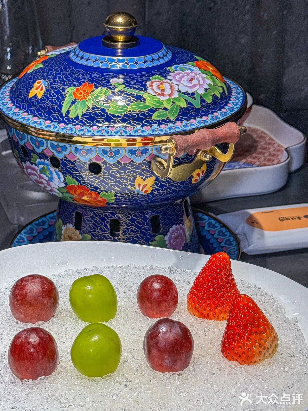 终于吃到了心心念念的老北京铜锅涮肉尊嘟太棒了！