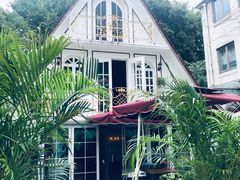 -弦月窗LUNETTE BY AMANDA(复兴路店)