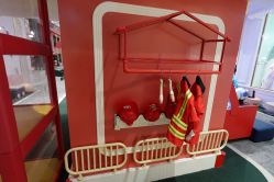 -奈尔宝·儿童乐园·亲子餐厅(华采天地店)