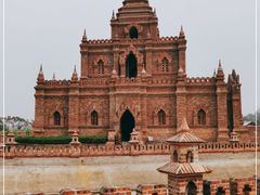 -一寨两国风景区