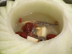 -得意咚瓜·顺德鱼生·冬瓜火锅(深圳首店)