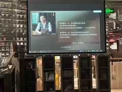 -钟书阁(群光广场店)