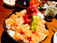 三文鱼火山丼-魔丼屋(日月光店)