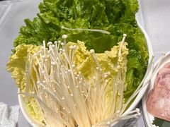 -红鼎豆捞·非遗鲍皇汤火锅(宝丰路店)