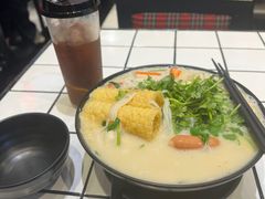 -肥汁米蘭香港米线(长宁来福士店)