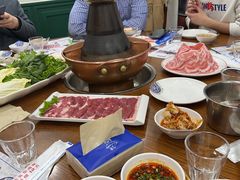 -楼外楼大刀肉传统火锅居(博学路店)