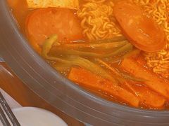 -青瓦餐厅·生鱼片·韩园烤肉(西塔店)