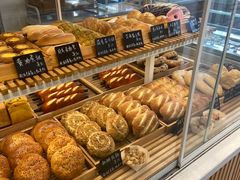 -焙丽拾光(麦凯乐直营店)
