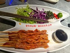 -威记烧嘢·南宁烧烤·超级生牛(绿地店)