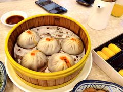 蟹粉小笼包-朱洪元苏式面馆(绿宝广场店)