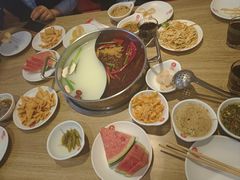 -彤德莱火锅(果园路店)