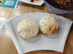 鲜肉生煎包-老苏州大客堂·苏帮菜·松鼠桂鱼·苏州传统小吃(观前街人民商场店)