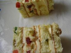 水果卷蛋糕切开-北京稻香村(第三店)