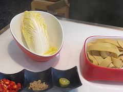 -洪氏嗨捞·猪肚鸡火锅(阳光天地店)